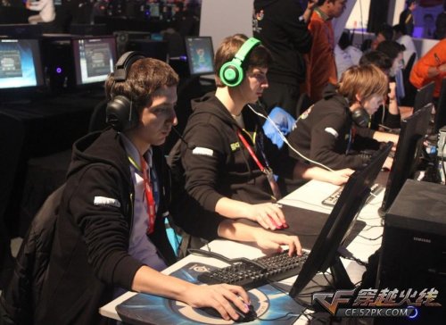 体育德甲：沃尔夫斯堡3-0美因茨 终结对手10轮不败